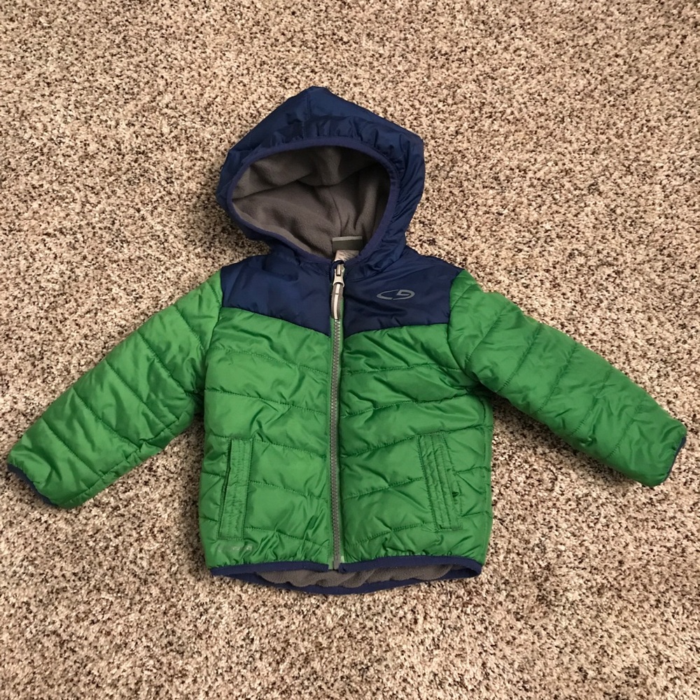3/$10 item! Champion lined puffer jacket